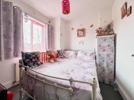3 bedroom Terraced House for sale in Stephenson Way, Corby, NN17