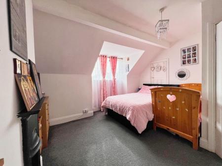 3 bedroom Terraced House for sale in Stephenson Way, Corby, NN17
