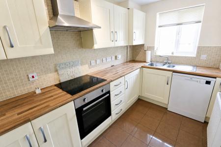 3 bedroom Semi-detached house for sale in Dunnock Road, Corby, NN18