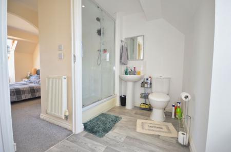 3 bedroom Semi-detached house for sale in Dunnock Road, Corby, NN18