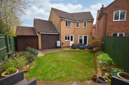 3 bedroom Detached house for sale in Firs Avenue, Uppingham, LE15