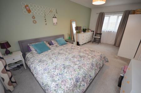 2 bedroom Semi-detached house for sale in Westfields Road, Corby, NN17