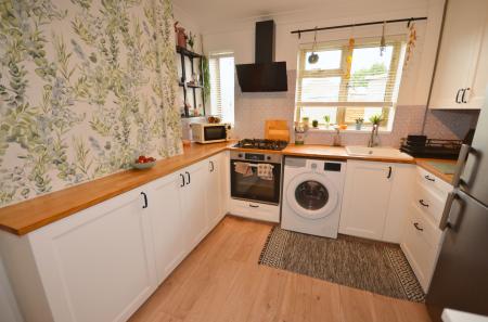 2 bedroom Semi-detached house for sale in Westfields Road, Corby, NN17