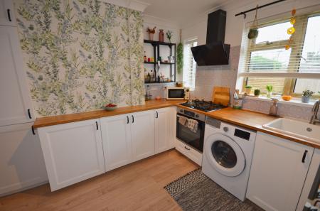 2 bedroom Semi-detached house for sale in Westfields Road, Corby, NN17