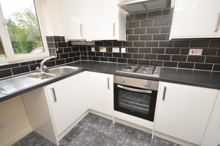 2 bedroom Terraced House to let in Dolver Close, Oakley Vale, Corby, NN18