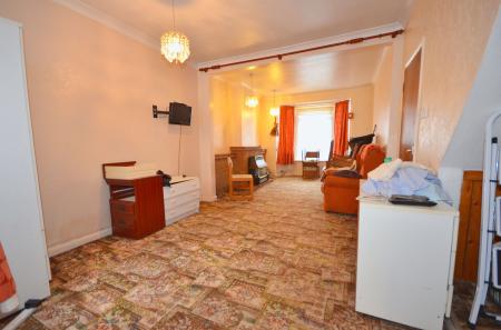 3 bedroom Terraced House for sale in St. Peters Avenue, Kettering, NN16