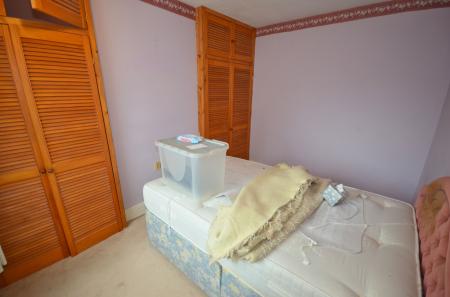 3 bedroom Terraced House for sale in St. Peters Avenue, Kettering, NN16