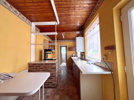 3 bedroom Terraced House for sale in St. Peters Avenue, Kettering, NN16