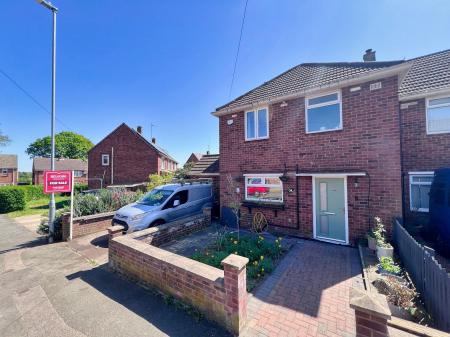 3 bedroom End of terrace house for sale in Doris Road, Kettering, NN16