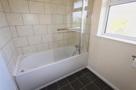 3 bedroom Semi-detached house for sale in Bishops Drive, Kettering, NN15
