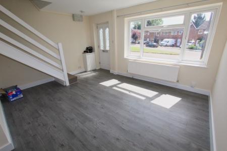 3 bedroom Semi-detached house for sale in Bishops Drive, Kettering, NN15