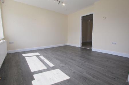 3 bedroom Semi-detached house for sale in Bishops Drive, Kettering, NN15