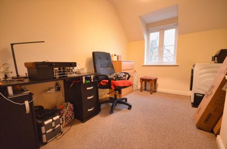 2 bedroom Coach House for sale in Chequers Close, Corby, NN18