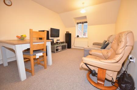 2 bedroom Coach House for sale in Chequers Close, Corby, NN18