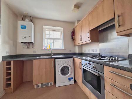 2 bedroom Flat to let in Conyger Close, Corby, NN18