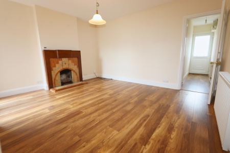 3 bedroom Semi-detached house for sale in Neale Avenue, Kettering, NN16