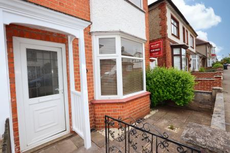 3 bedroom Semi-detached house for sale in Neale Avenue, Kettering, NN16