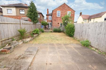 3 bedroom Semi-detached house for sale in Neale Avenue, Kettering, NN16