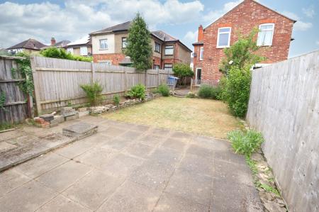 3 bedroom Semi-detached house for sale in Neale Avenue, Kettering, NN16