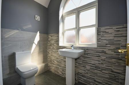 4 bedroom Detached house to let in Newmarket Close, Oakley Vale, Corby, NN18