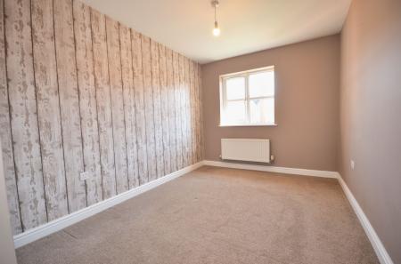 4 bedroom Detached house to let in Newmarket Close, Oakley Vale, Corby, NN18