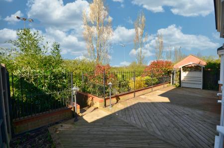 4 bedroom Detached house to let in Newmarket Close, Oakley Vale, Corby, NN18