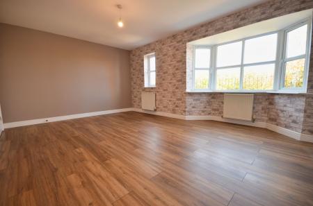 4 bedroom Detached house to let in Newmarket Close, Oakley Vale, Corby, NN18