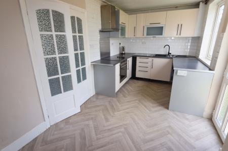 2 bedroom Terraced House for sale in Kelvin Grove, Corby, NN17