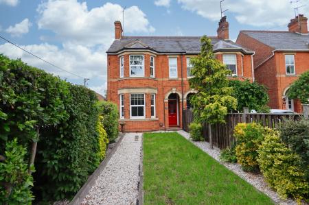 Huntingdon Road, Thrapston, NN14