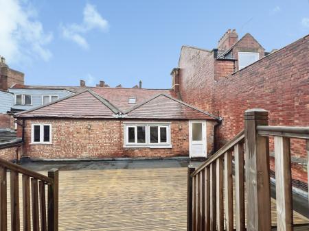 0 bedroom Studio flat for sale in Montagu Street, Kettering, NN16