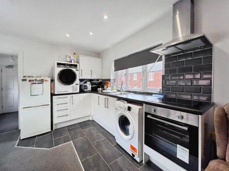 0 bedroom Studio flat for sale in Montagu Street, Kettering, NN16