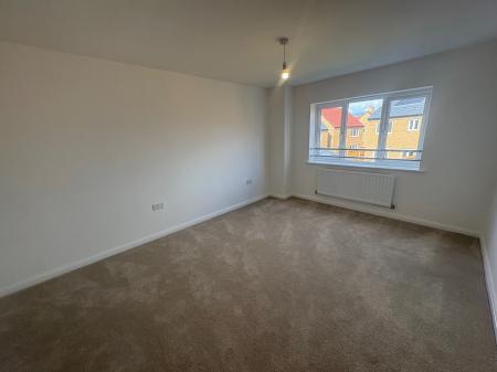 4 bedroom Detached house to let in Celandine Gardens, Corby, NN17