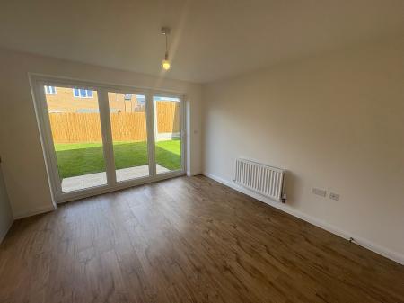 4 bedroom Detached house to let in Celandine Gardens, Corby, NN17
