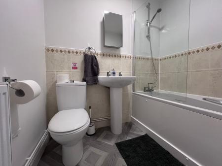 1 bedroom House of Multiple Occupation to let in Carlisle Close, Oakley Vale, Corby, NN18