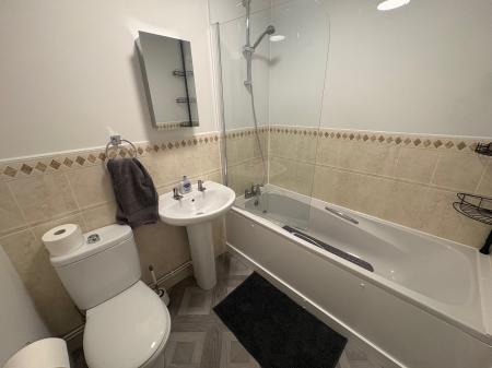 1 bedroom House of Multiple Occupation to let in Carlisle Close, Oakley Vale, Corby, NN18