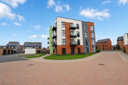 2 bedroom Flat for sale in The Avenue, Priors Hall, Corby, NN17