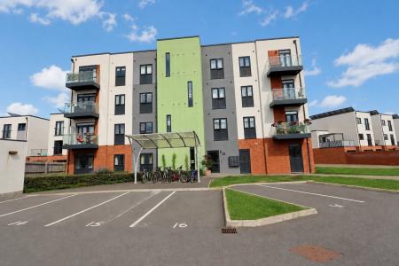2 bedroom Flat for sale in The Avenue, Priors Hall, Corby, NN17