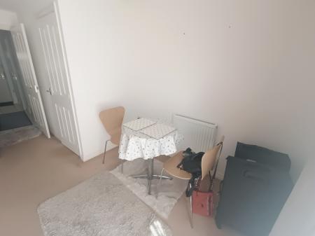3 bedroom Terraced House to let in Arden Close, Corby, NN18