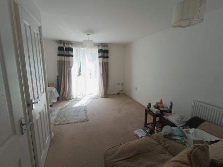 3 bedroom Terraced House to let in Arden Close, Corby, NN18
