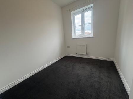 3 bedroom Terraced House to let in Arden Close, Corby, NN18