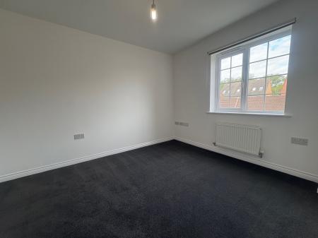 3 bedroom Terraced House to let in Arden Close, Corby, NN18