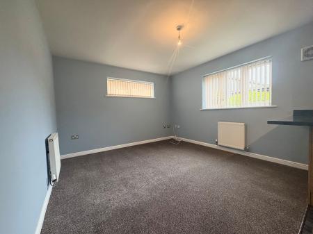 2 bedroom Flat to let in Shire Lodge Close, Corby, NN17