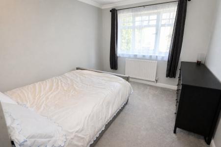 6 bedroom Detached house for sale in Oakley Road, Corby, NN18