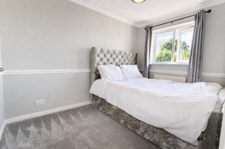 6 bedroom Detached house for sale in Oakley Road, Corby, NN18