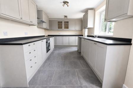 3 bedroom Terraced House for sale in Holmfirth Walk, Corby, NN18