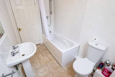 2 bedroom Semi-detached house for sale in Chapel Road, Weldon, NN17