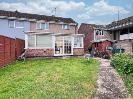 3 bedroom End of terrace house for sale in Taunton Avenue, Corby, NN18