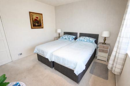 4 bedroom Terraced House for sale in Croyde Avenue, Corby, NN18
