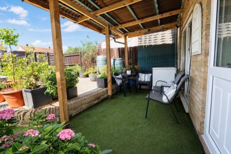 4 bedroom Terraced House for sale in Croyde Avenue, Corby, NN18