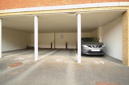 3 bedroom Duplex for sale in Isabelle Court, Kettering, NN16